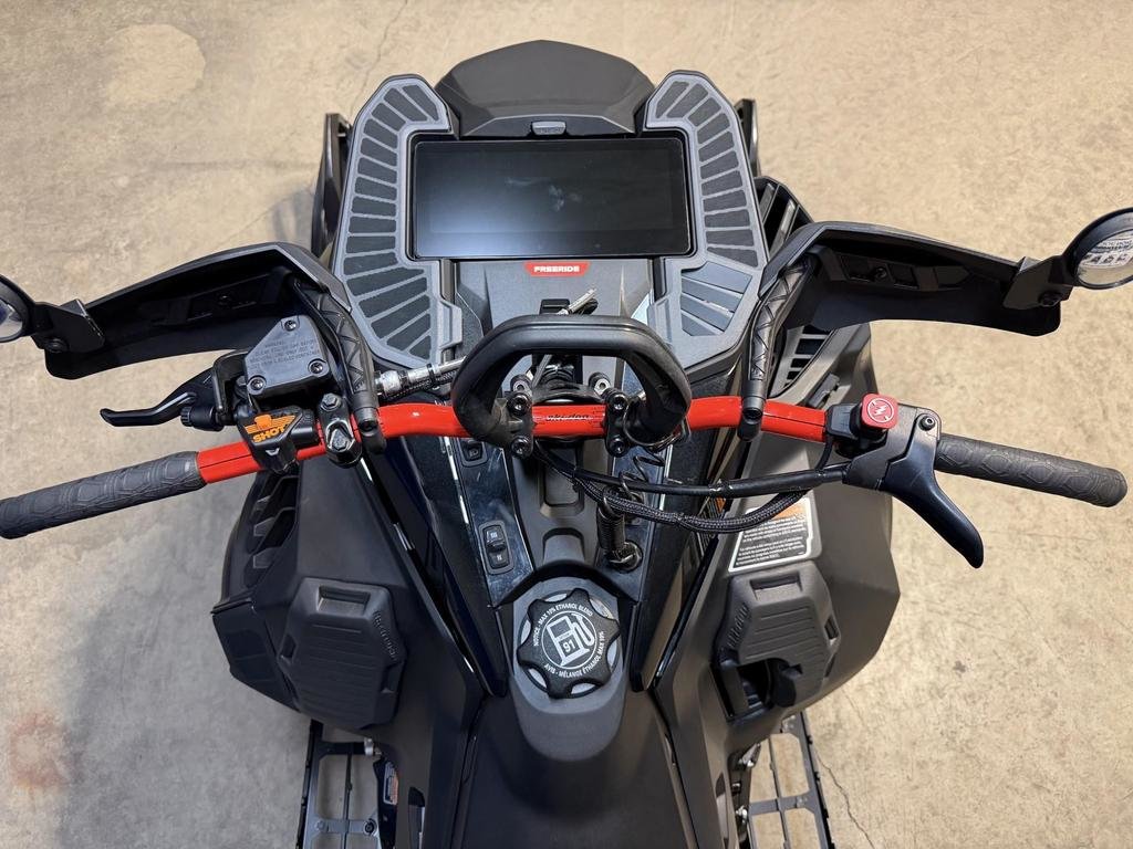 Ski-Doo FREERIDE 146 850 ETEC Turbo R  2026 à Charlemagne, Québec - 7 - w1024h768px