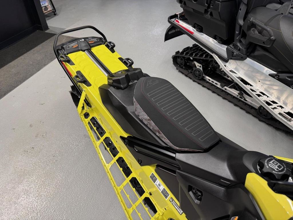 Ski-Doo FREERIDE 146 850 ETec  2025 à Charlemagne, Québec - 3 - w1024h768px