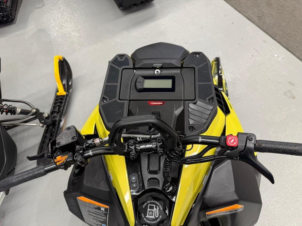 Ski-Doo FREERIDE 146 850 ETec  2025 à Charlemagne, Québec - 4 - w1024h768px