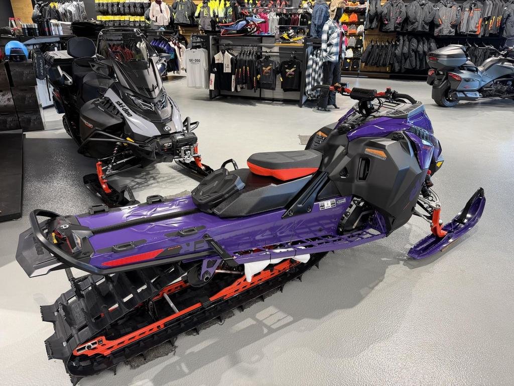 Ski-Doo FREERIDE 154 850 E-TEC SHOT ETEC  2027 à Charlemagne, Québec - 5 - w1024h768px