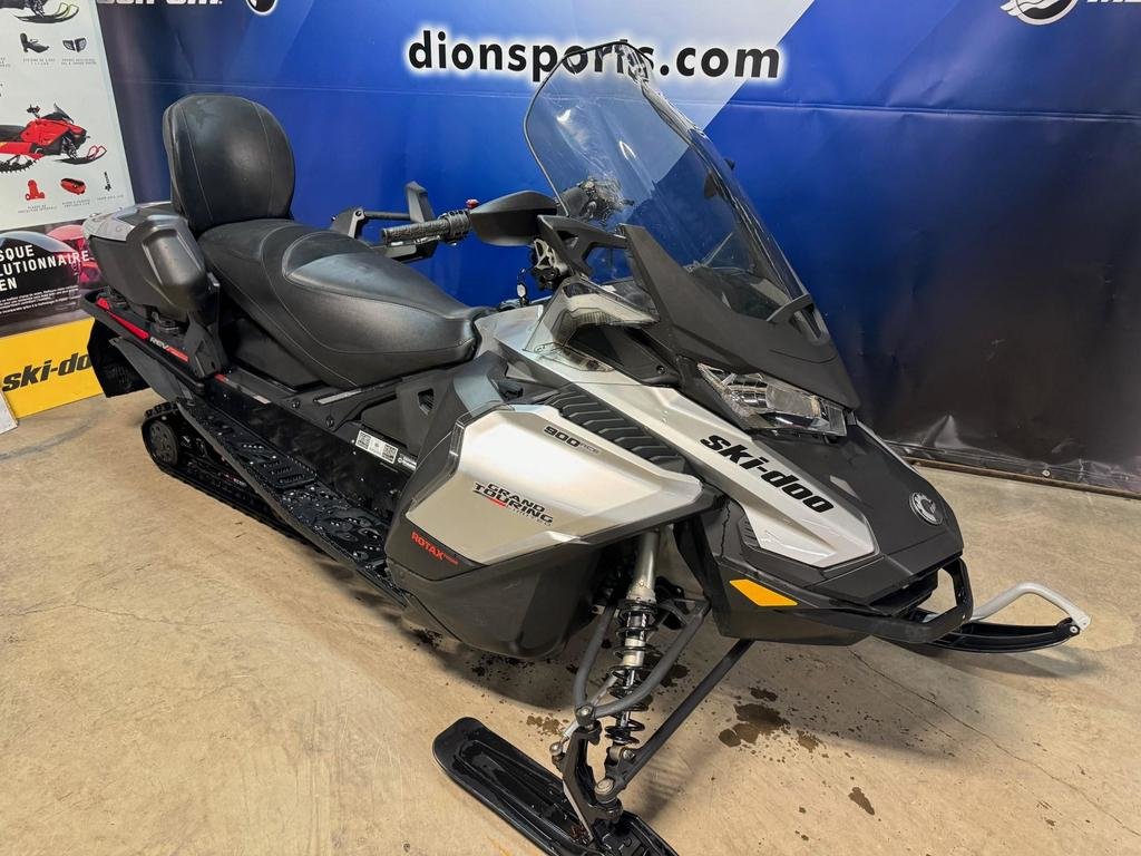 Ski-Doo Grand Touring Limited 900 ACE  2019 à Charlemagne, Québec - 2 - w1024h768px