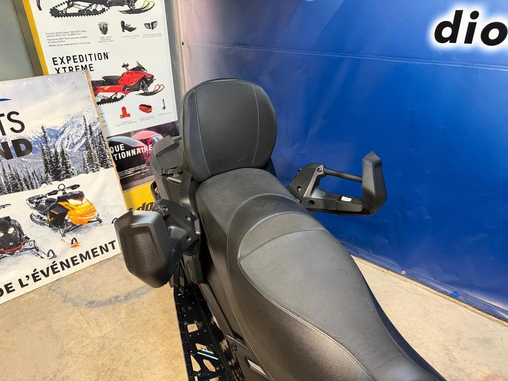 Ski-Doo GRAND TOURING LIMITED 900 Turbo  2019 à Charlemagne, Québec - 5 - w1024h768px