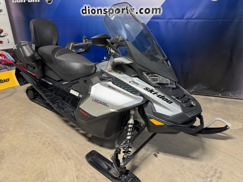 Ski-Doo GRAND TOURING LIMITED TURBO  2019 à Charlemagne, Québec - 2 - w1024h768px