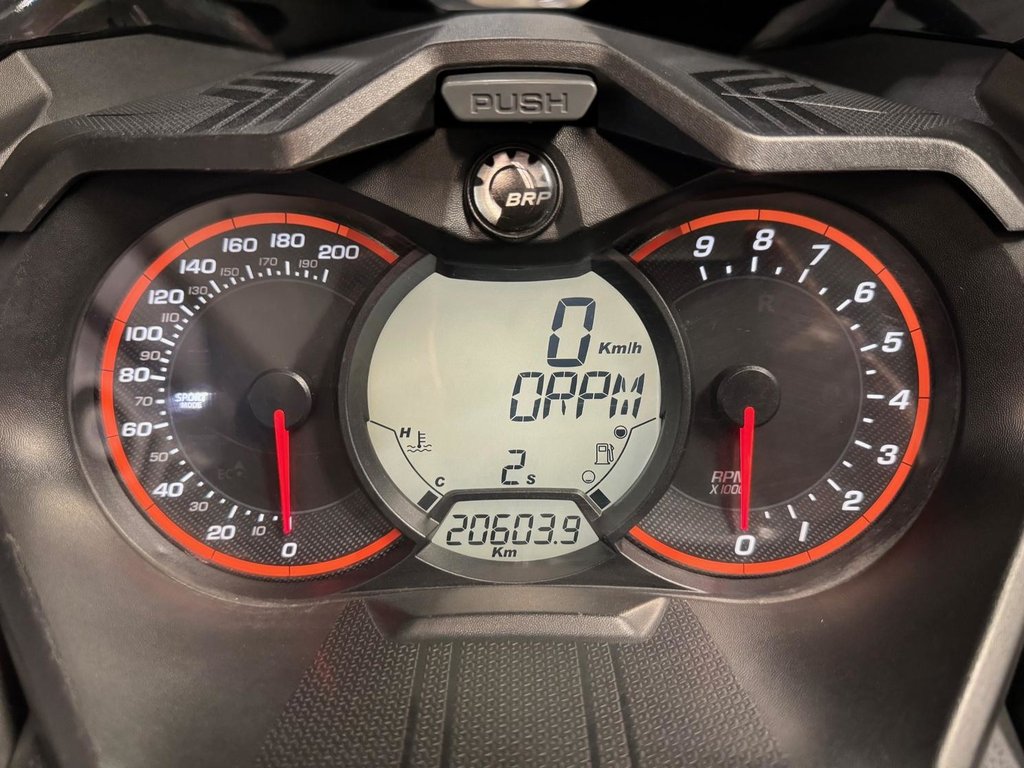 Ski-Doo GRAND TOURING LIMITED TURBO  2019 à Charlemagne, Québec - 8 - w1024h768px