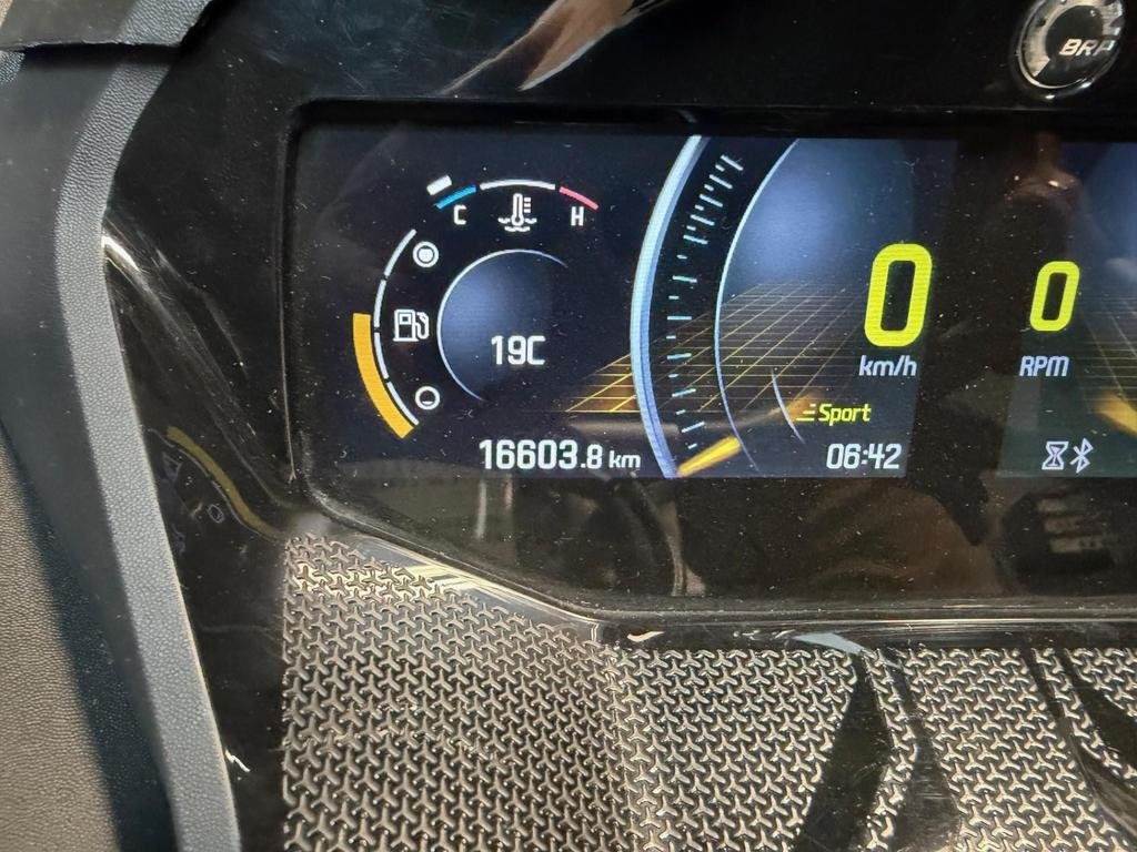 2022 Ski-Doo MACH Z in Charlemagne, Quebec - 8 - w1024h768px