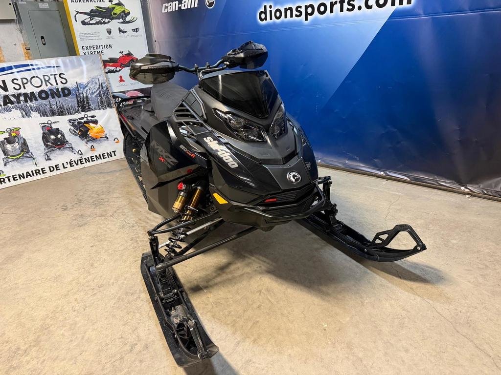 2025 Ski-Doo MXZ COMPETITION XR-S 850 Turbo in Charlemagne, Quebec - 3 - w1024h768px