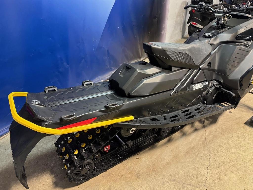 Ski-Doo MXZ X-RS 137 850 ETEC XRS SMART  2024 à Charlemagne, Québec - 6 - w1024h768px