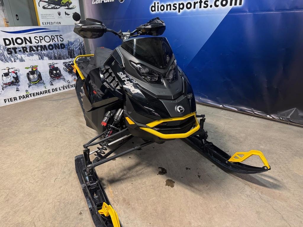 2024 Ski-Doo MXZ X-RS 137 850 ETEC XRS SMART in Charlemagne, Quebec - 3 - w1024h768px