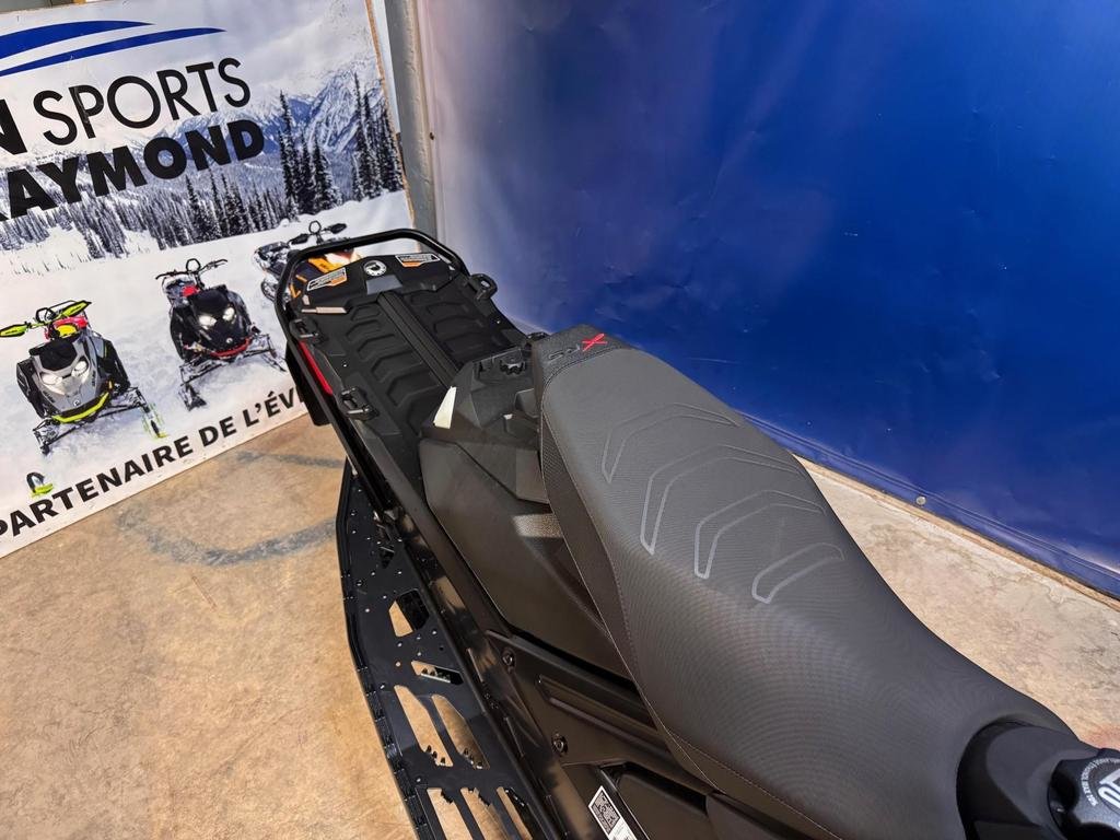 Ski-Doo MXZ X-RS COMPETITION 850 TURBO XRS  2025 à Charlemagne, Québec - 5 - w1024h768px