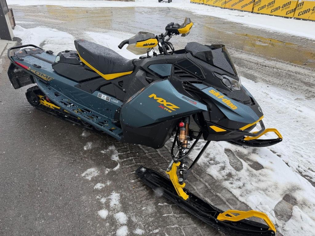 2026 Ski-Doo MXZ XRS COMPETITION TURBO R 850 E-TEC in Charlemagne, Quebec - 5 - w1024h768px
