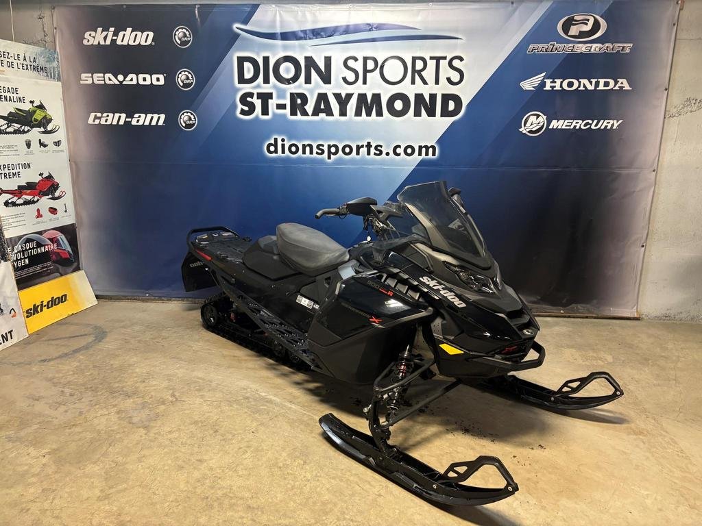 2024 Ski-Doo RENAGADE X 900 TURBO R in Charlemagne, Quebec - 1 - w1024h768px