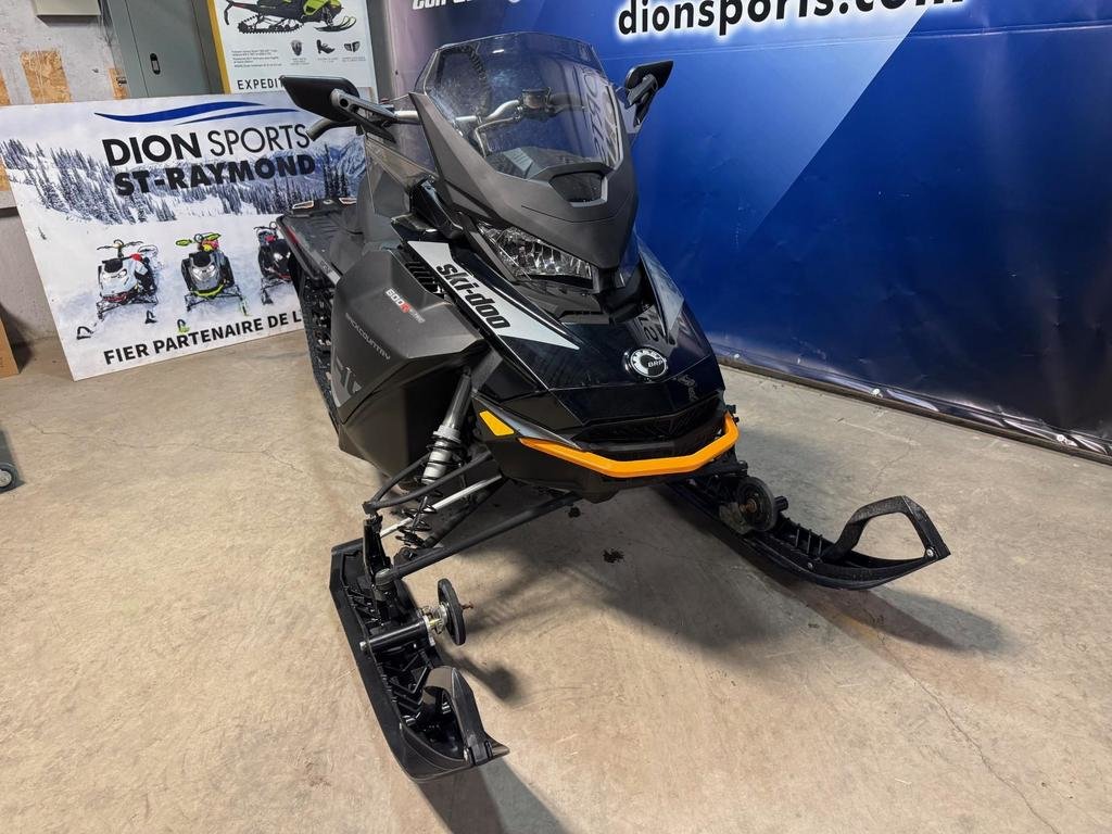 Ski-Doo RENEGADE BACKCOUNTRY 600  2019 à Charlemagne, Québec - 3 - w1024h768px