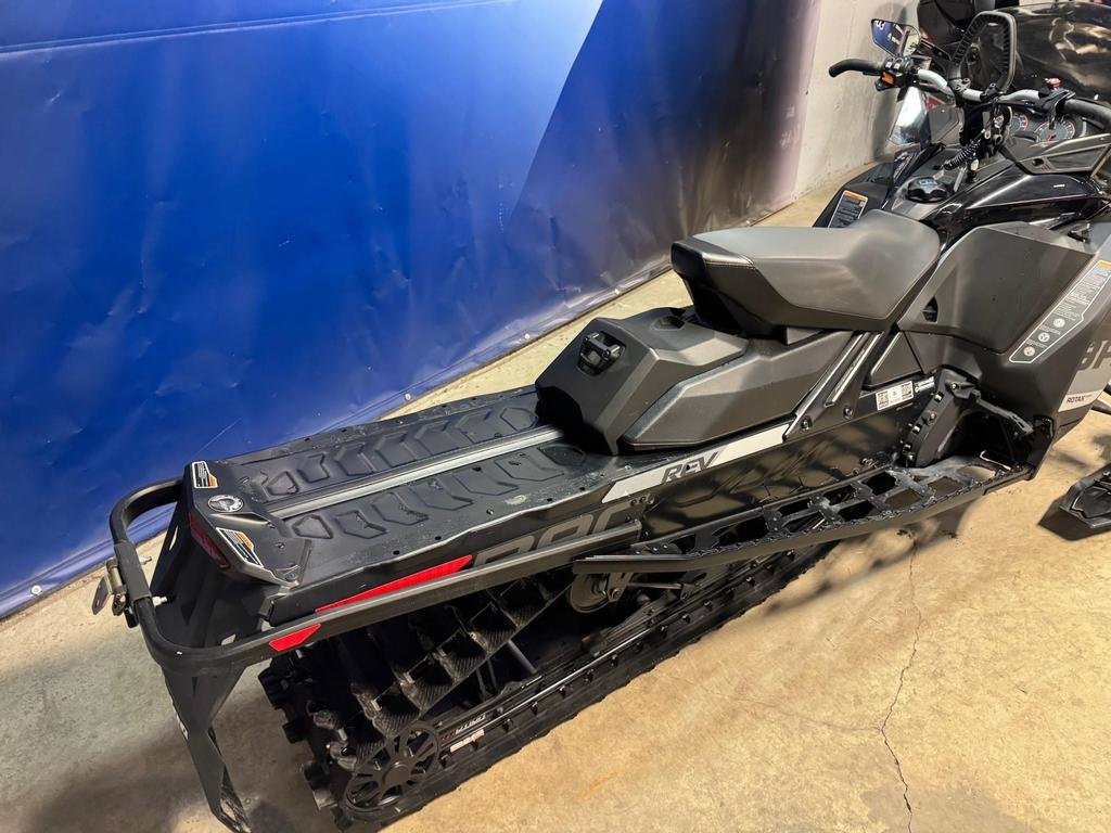 2019 Ski-Doo RENEGADE BACKCOUNTRY 600 in Charlemagne, Quebec - 6 - w1024h768px