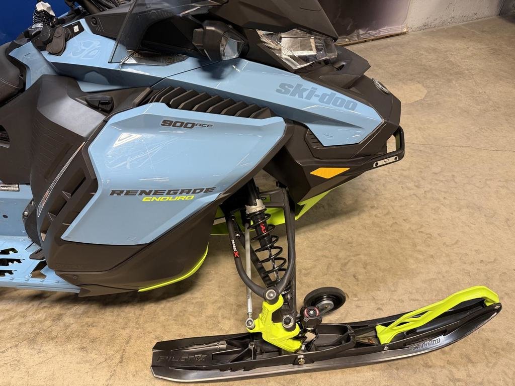2022 Ski-Doo RENEGADE ENDURO 900 ACE in Charlemagne, Quebec - 4 - w1024h768px