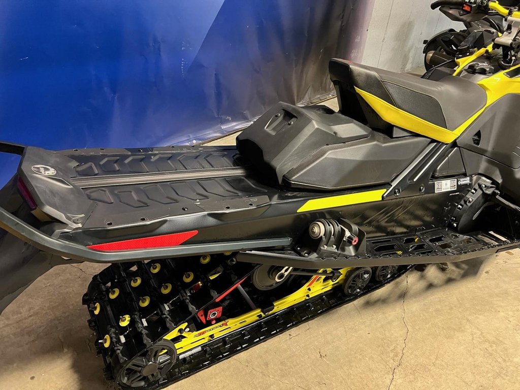 Ski-Doo RENEGADE X 850 ETec  2022 à Charlemagne, Québec - 6 - w1024h768px