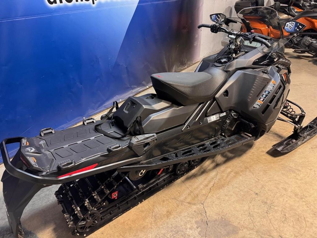 Ski-Doo Renegade X 900 ACE Turbo R  2024 à Charlemagne, Québec - 6 - w1024h768px