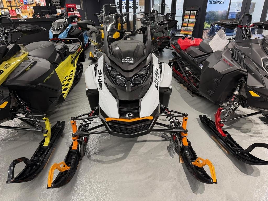 2025 Ski-Doo RENEGADE X 900 ACE TURBO R in Charlemagne, Quebec - 4 - w1024h768px