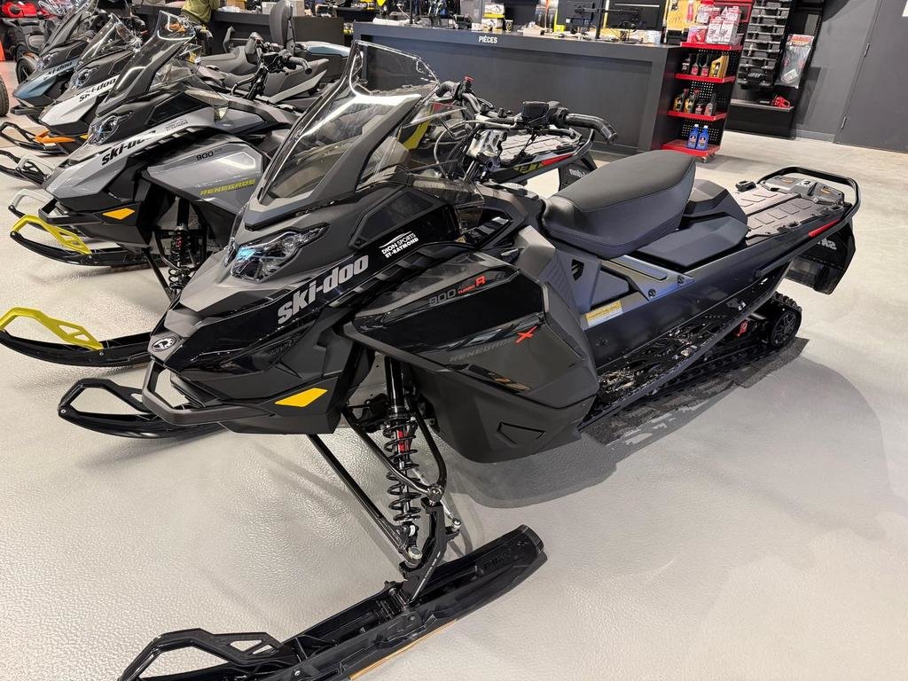 Ski-Doo RENEGADE X 900 TURBO R ICE RIPPER  2026 à Charlemagne, Québec - 7 - w1024h768px