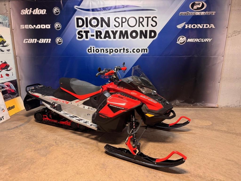 Ski-Doo RENEGADE X 900 TURBO  2019 à Charlemagne, Québec - 1 - w1024h768px