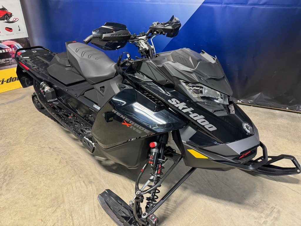 Ski-Doo RENEGADE X-RS 850 XRS  2022 à Charlemagne, Québec - 2 - w1024h768px