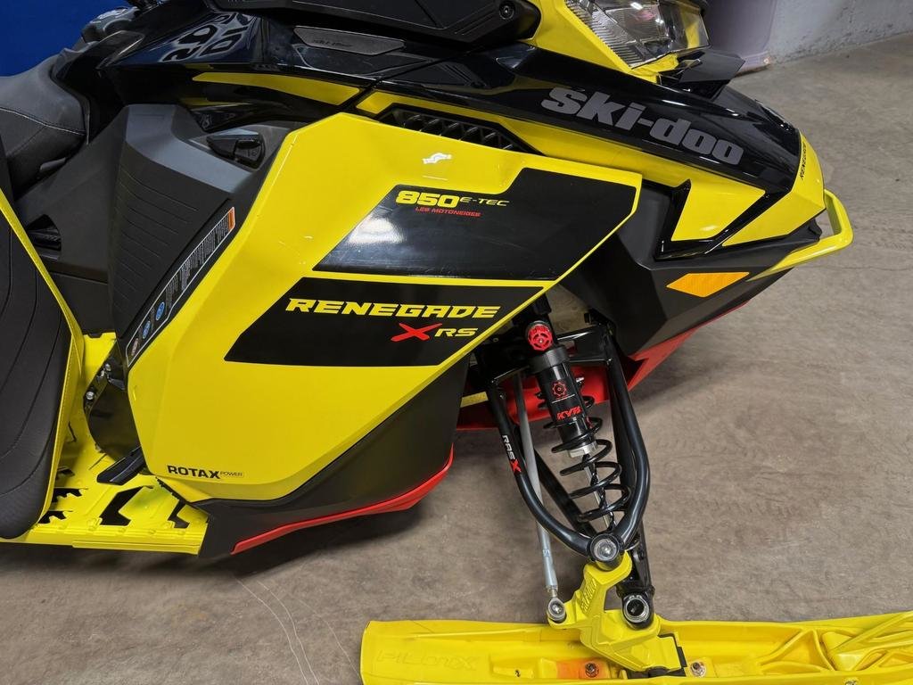 2021 Ski-Doo RENEGADE XR-S 850 XRS in Charlemagne, Quebec - 4 - w1024h768px