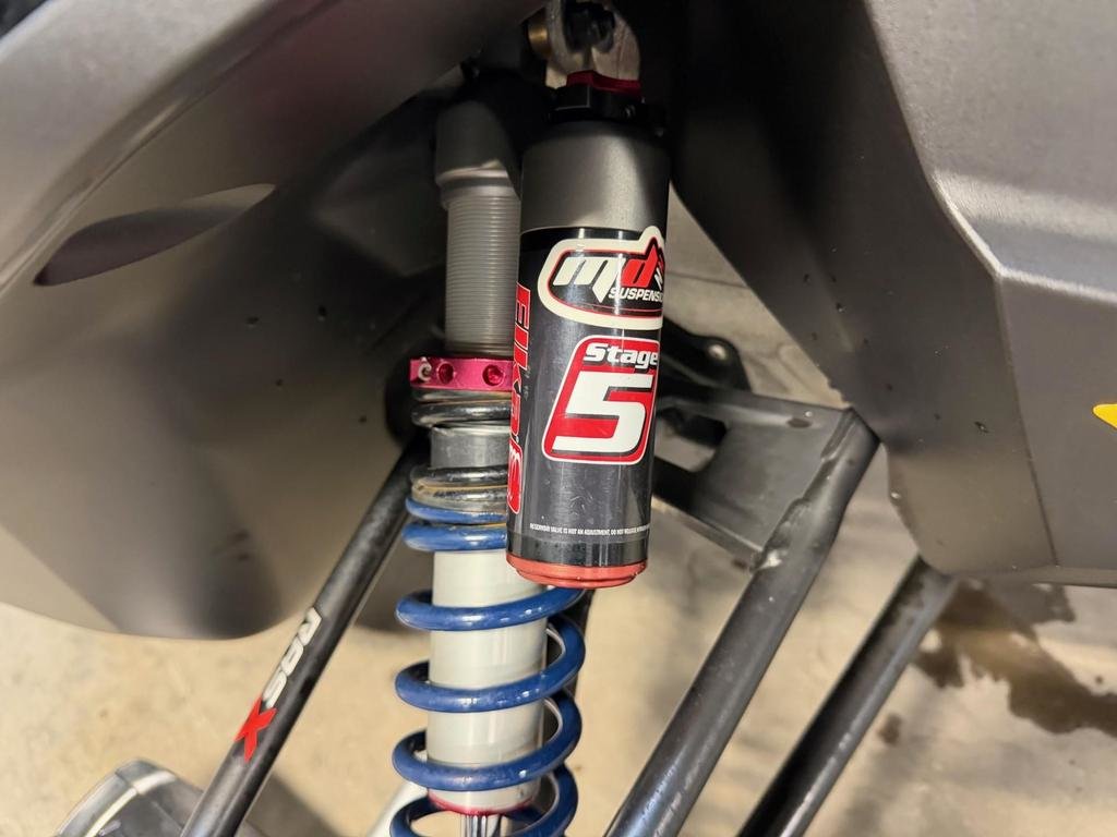 2021 Ski-Doo RENEGADE XR-S 900 TURBO R XRS in Charlemagne, Quebec - 7 - w1024h768px