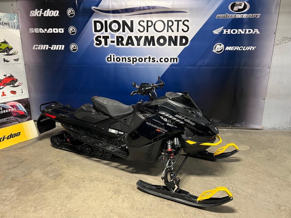 2023 Ski-Doo RENEGADE XRS 850 ETec X-RS in Charlemagne, Quebec - 1 - w1024h768px