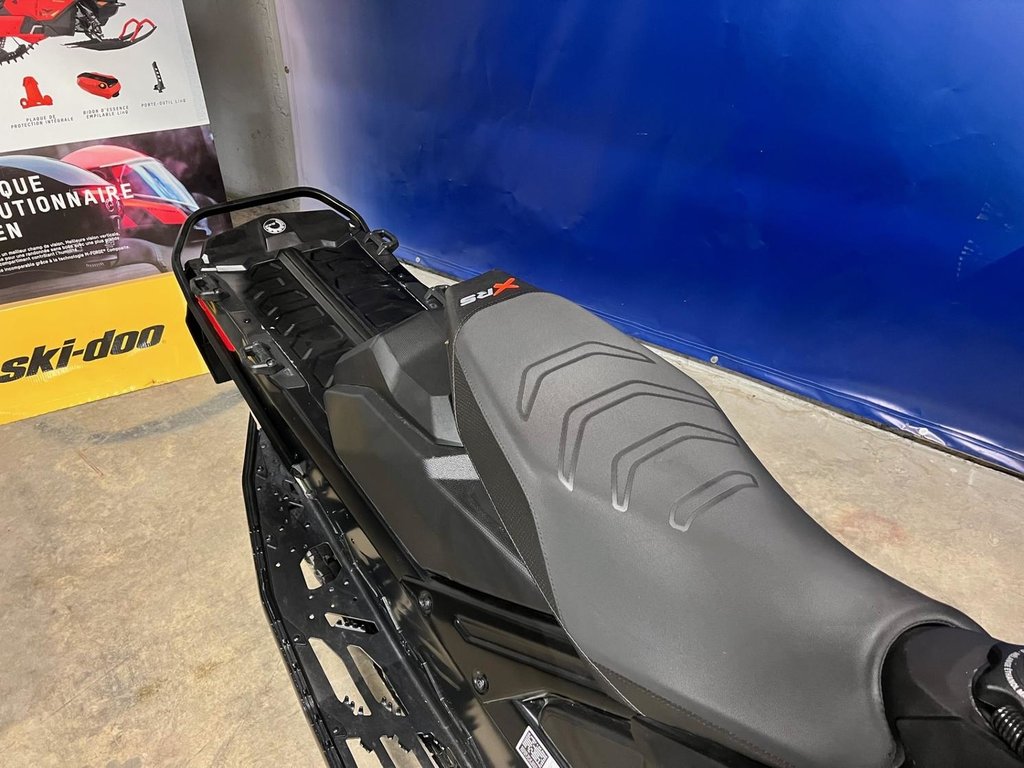 2023 Ski-Doo RENEGADE XRS 850 ETec X-RS in Charlemagne, Quebec - 5 - w1024h768px