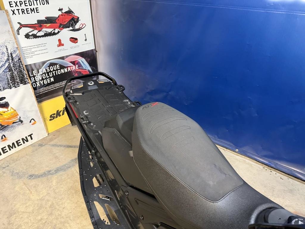 Ski-Doo RENEGADE XRS 900 ACE TURBO R X-RS  2024 à Charlemagne, Québec - 5 - w1024h768px