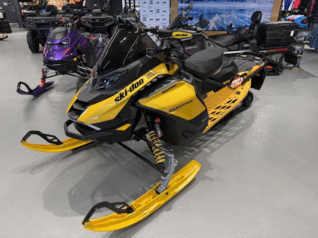 Ski-Doo RENEGADE XRS 900 TURBO R X-RS  2027 à Charlemagne, Québec - 8 - w1024h768px