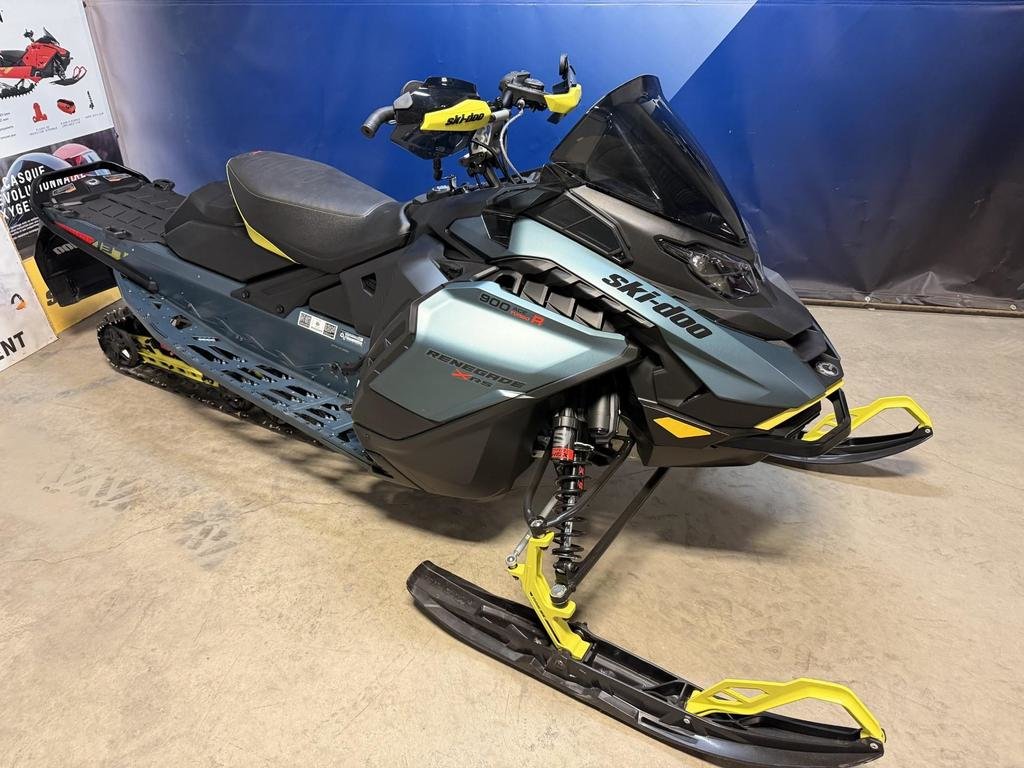 2026 Ski-Doo RENEGADE XRS 900 TURBO R XR-S in Charlemagne, Quebec - 2 - w1024h768px