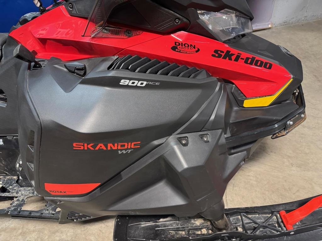 Skandic WT 900 ACE  2021 à Charlemagne, Québec - 4 - w1024h768px