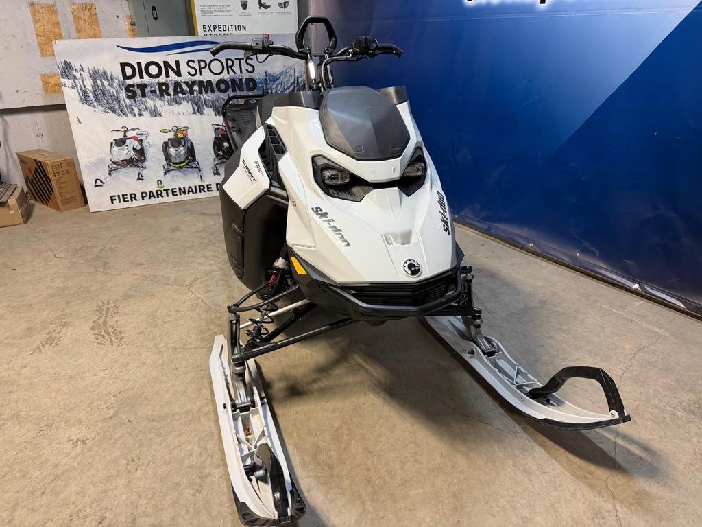 2026 Ski-Doo Summikt Adrenaline 154 600R ETec in Charlemagne, Quebec - 3 - w1024h768px