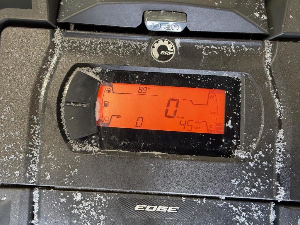 Ski-Doo SUMMIT ADRENALINE EDGE 154 600R  2026 à Charlemagne, Québec - 8 - w1024h768px