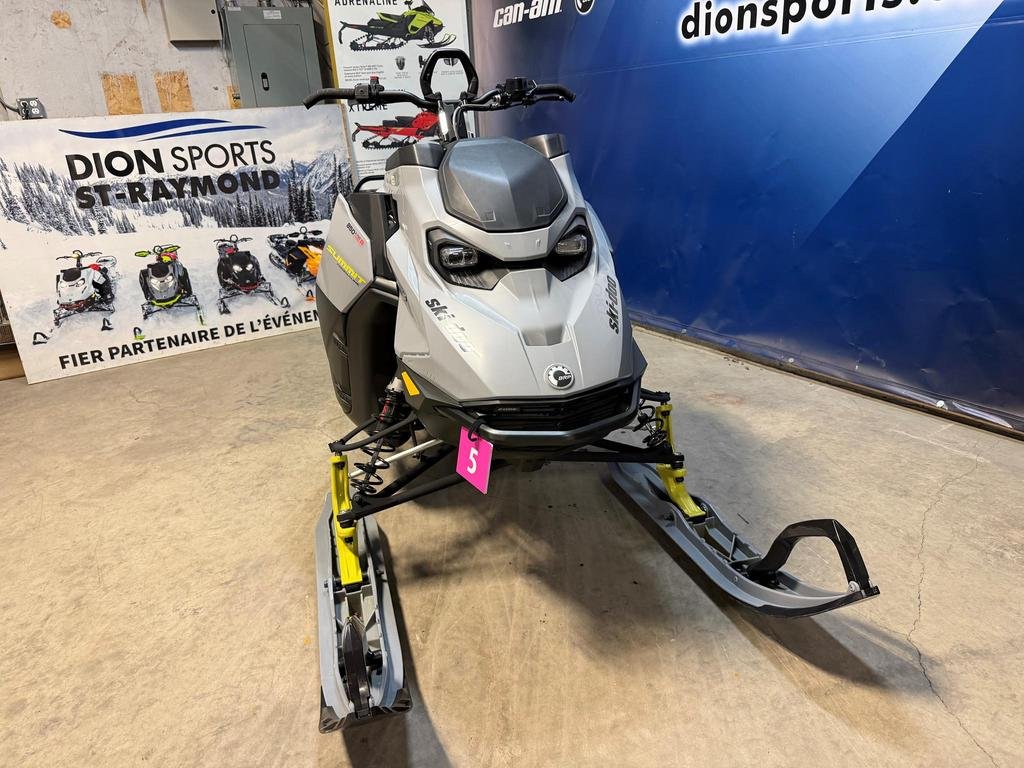 Ski-Doo SUMMIT ADRÉNALINE EDGE 850 TURBO R  2026 à Charlemagne, Québec - 3 - w1024h768px