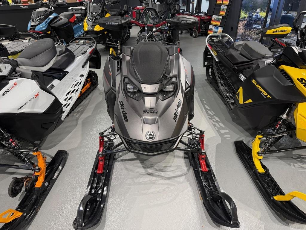 2025 Ski-Doo SUMMIT EDGE 850 TURBO R SPECIAL in Charlemagne, Quebec - 5 - w1024h768px