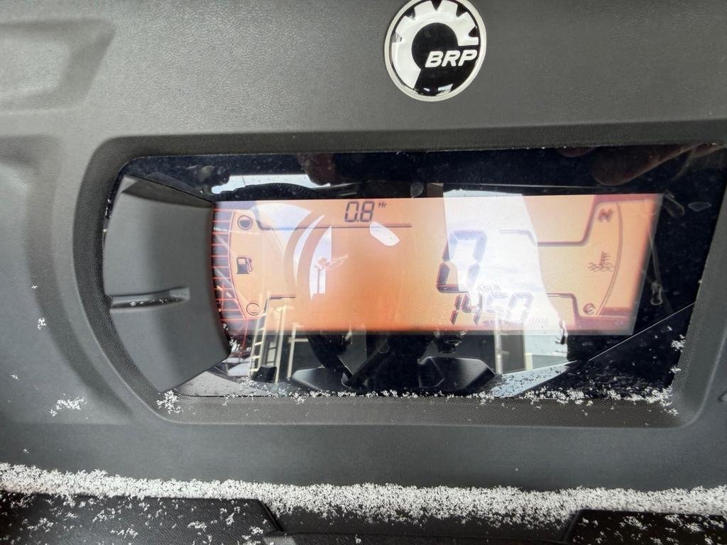 2026 Ski-Doo SUMMIT NEO 600 EFI 40hp in Charlemagne, Quebec - 9 - w1024h768px