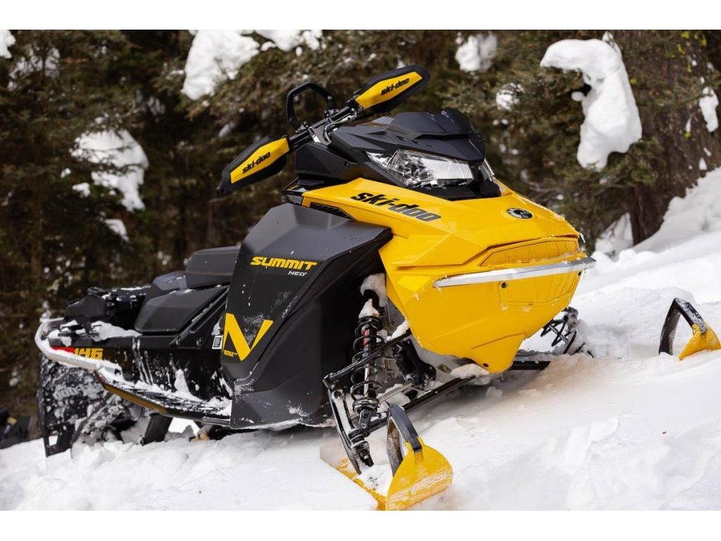 Ski-Doo SUMMIT NEO + 600 EFI 55 Plus  2024 à Charlemagne, Québec - 12 - w1024h768px