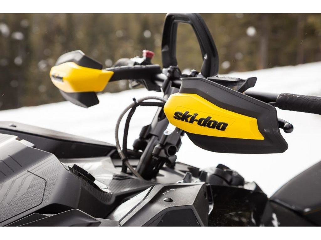 Ski-Doo SUMMIT NEO + 600 EFI 55 Plus  2024 à Charlemagne, Québec - 10 - w1024h768px