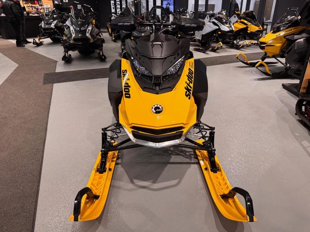 2024 Ski-Doo SUMMIT NEO+ 600 EFI 55 Plus in Charlemagne, Quebec - 6 - w1024h768px