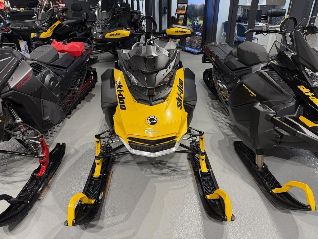 2025 Ski-Doo SUMMIT NEO+ 600 EFI 55 Plus in Charlemagne, Quebec - 6 - w1024h768px