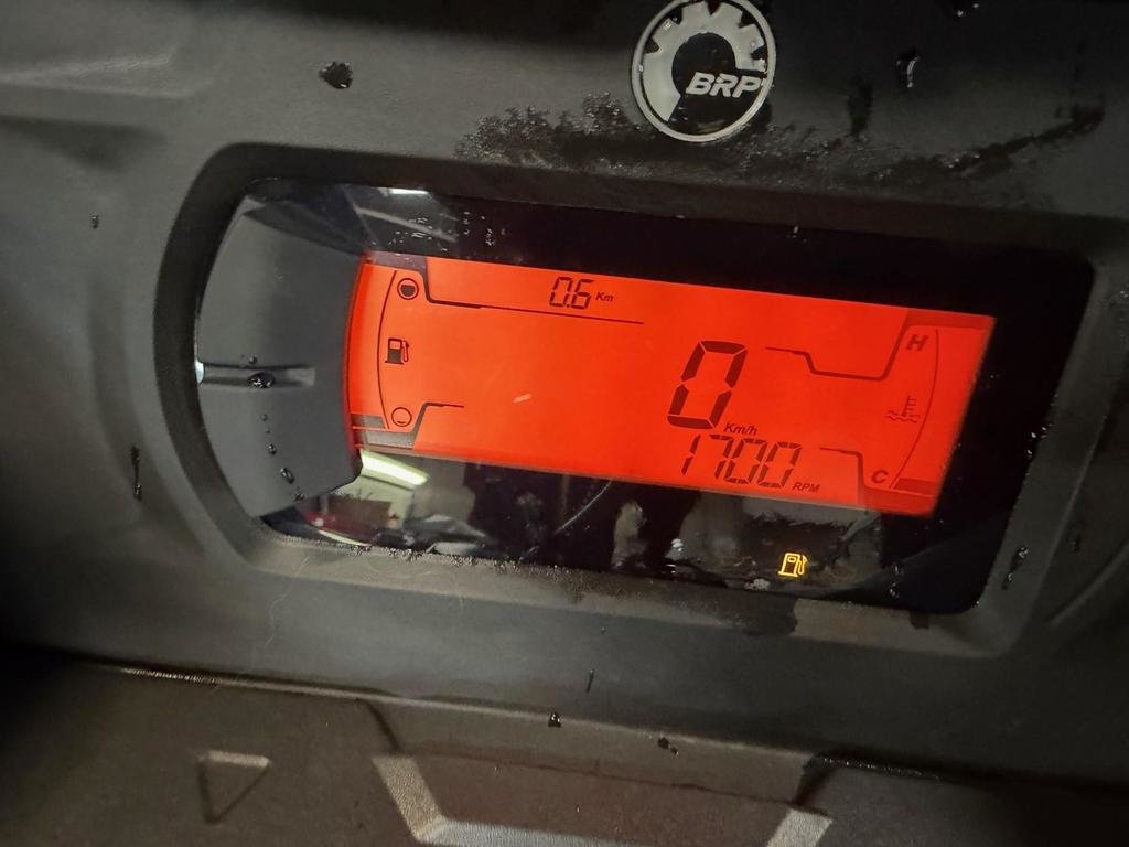 Ski-Doo SUMMIT NEO+ 600 EFI Plus 85hp  2026 à Charlemagne, Québec - 9 - w1024h768px