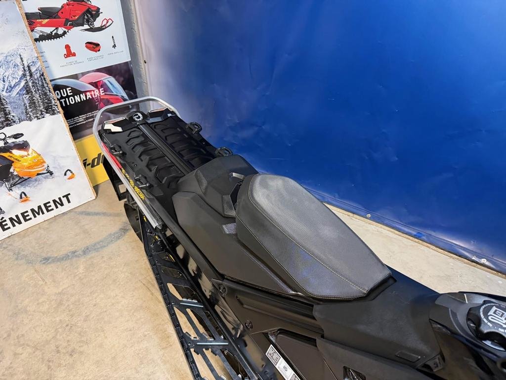 2023 Ski-Doo SUMMIT NEO+ 600 EFI Plus in Charlemagne, Quebec - 5 - w1024h768px