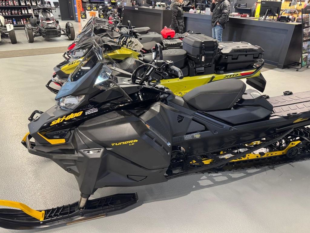 Ski-Doo TUNDRA LE 600 ACE LT  2025 à Charlemagne, Québec - 6 - w1024h768px