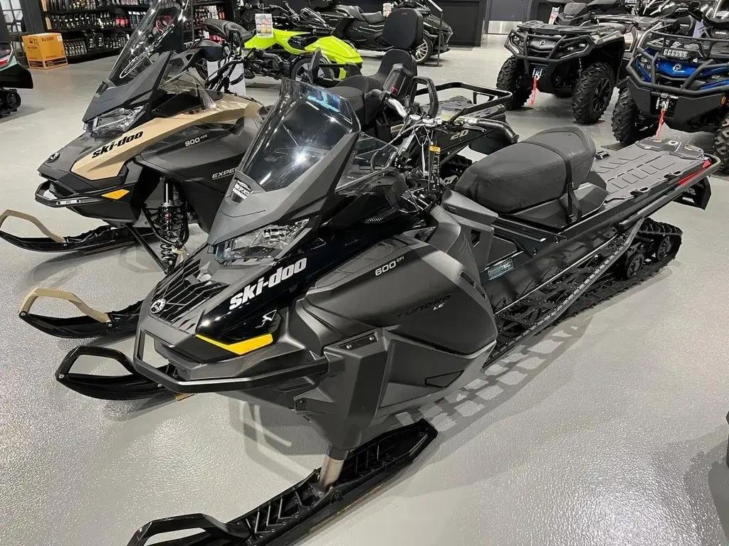 Ski-Doo TUNDRA LE 600 ACE LT  2026 à Charlemagne, Québec - 1 - w1024h768px