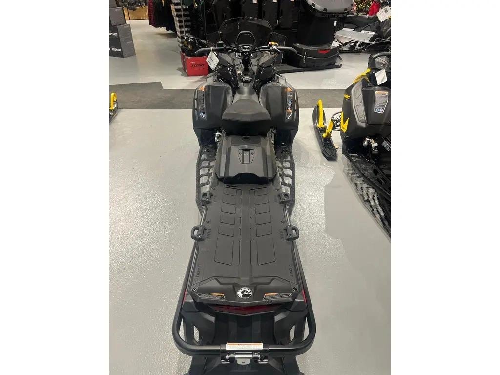 2026 Ski-Doo TUNDRA LE 600 EFI LT in Charlemagne, Quebec - 4 - w1024h768px