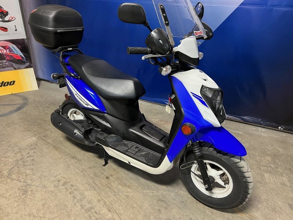 Yamaha YW50 ZUMA  2014 à Charlemagne, Québec - 2 - w1024h768px