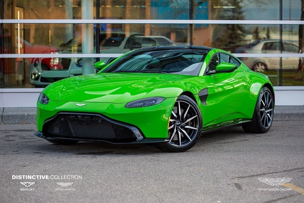 Distinctive Collection Bentley Aston Martin 2019 Aston