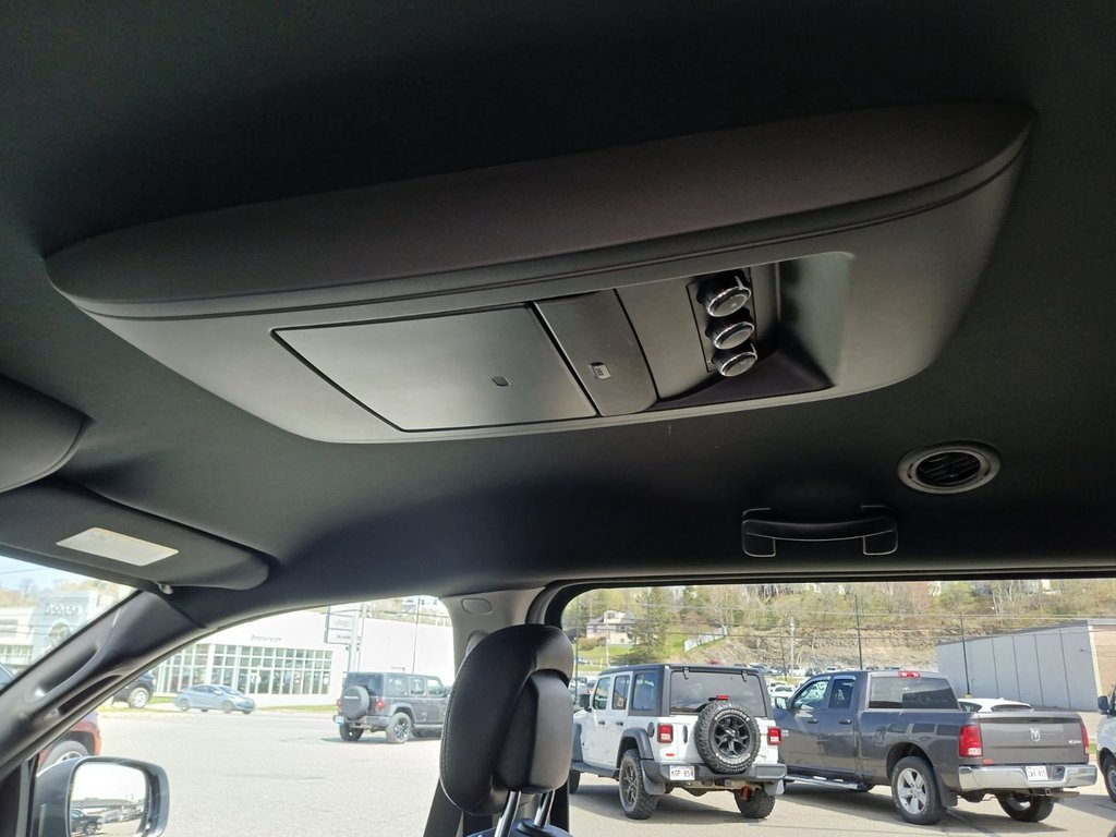 2018 Dodge Grand Caravan SE/SXT in Saint John, New Brunswick - 9 - w1024h768px
