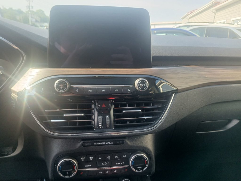 2020 Ford Escape TITANIUM HYBRID in Saint John, New Brunswick - 24 - w1024h768px